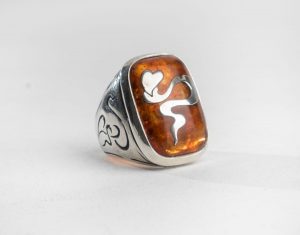 Amber cabochon ring CC58M