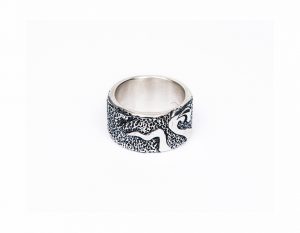 Silver ring heart and snake