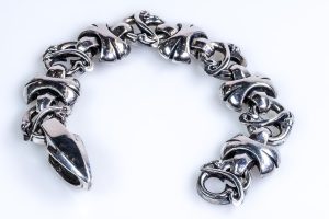Bracciale "cuore e serpente" in argento