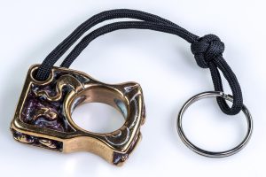 Silver keyring heart and snake